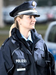Mehr Transparenz bei der Berliner Polizei - Polizeikennzeichnung wird eingeführt