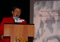 Rosemarie Will (HU Bundesvorsitzende) leitete die Preisverleihung ein